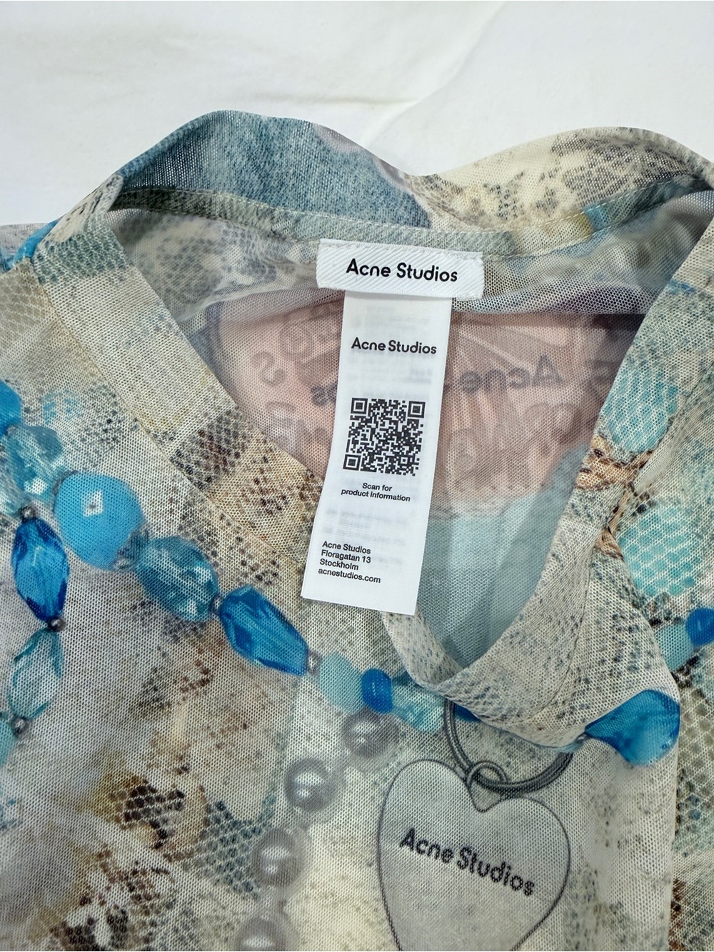Acne Studios light blue lace-trimmed mesh top with pearl charm - Picture 7 of 7
